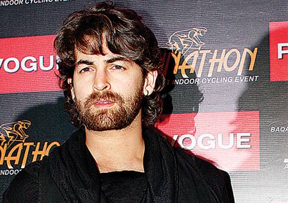Neil Nitin Mukesh, Monica Dogra jam in Ooty